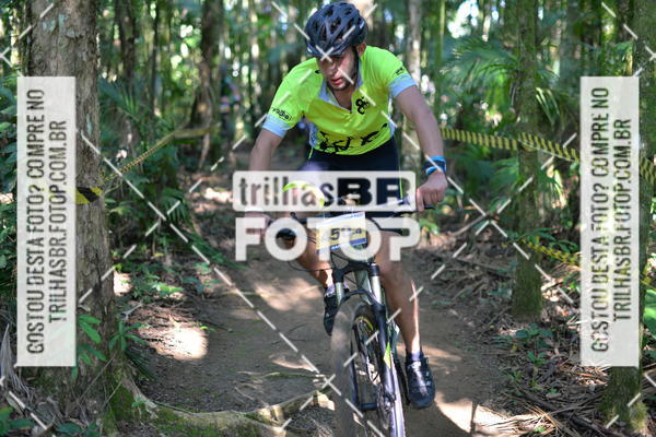 Buy your photos of the event6Hs MTB on Fotop