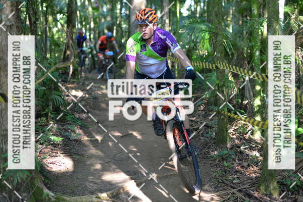 Buy your photos of the event6Hs MTB on Fotop