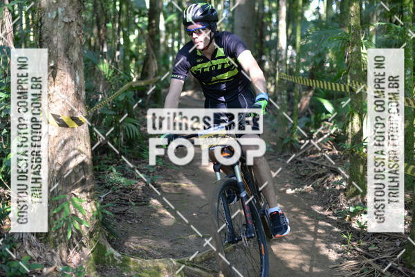 Buy your photos of the event6Hs MTB on Fotop