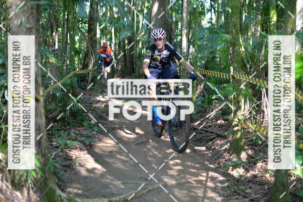 Buy your photos of the event6Hs MTB on Fotop