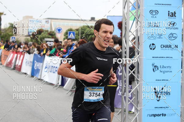 Buy your photos of the eventMeia Maratona Esposende 2018 on Fotop