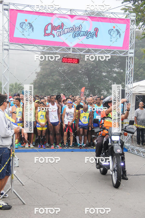 Buy your photos of the eventCorrida e Caminhada Quer Namorar Comigo on Fotop