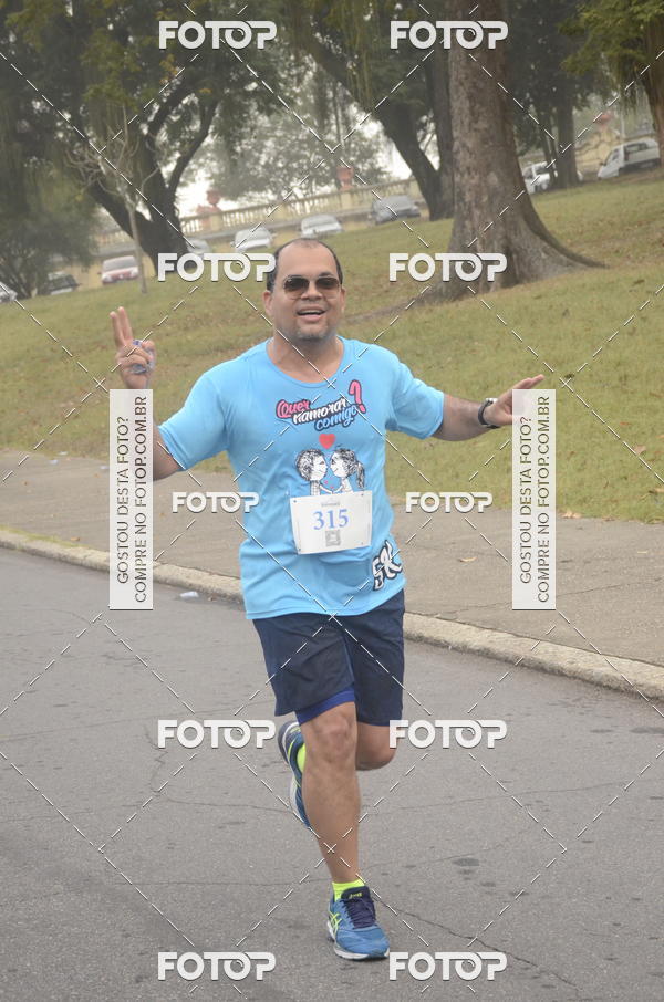 Buy your photos of the eventCorrida e Caminhada Quer Namorar Comigo on Fotop