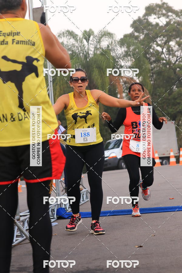 Buy your photos of the eventCorrida e Caminhada Quer Namorar Comigo on Fotop