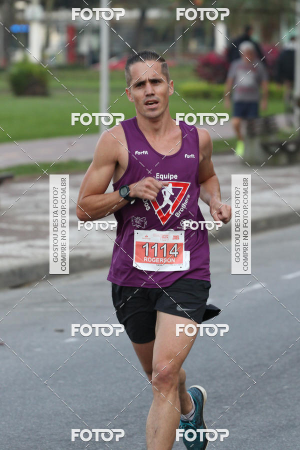 Buy your photos of the eventSantander Track & Field Run Series - Santos on Fotop