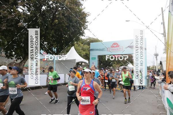 Buy your photos of the event9 Meia Maratona Internacional de Belo Horizonte on Fotop