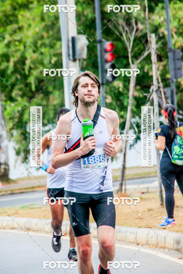 Buy your photos of the event9 Meia Maratona Internacional de Belo Horizonte on Fotop