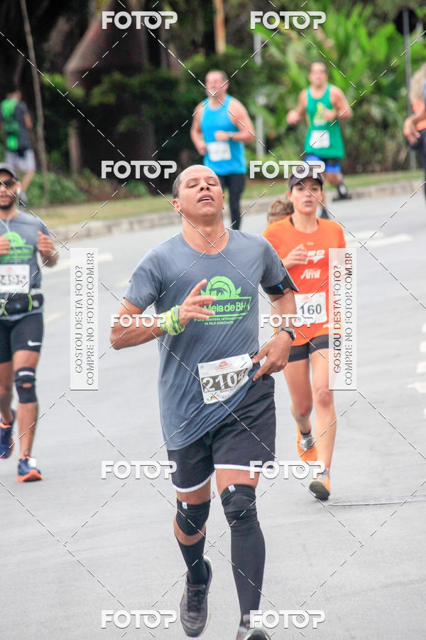 Buy your photos of the event9 Meia Maratona Internacional de Belo Horizonte on Fotop
