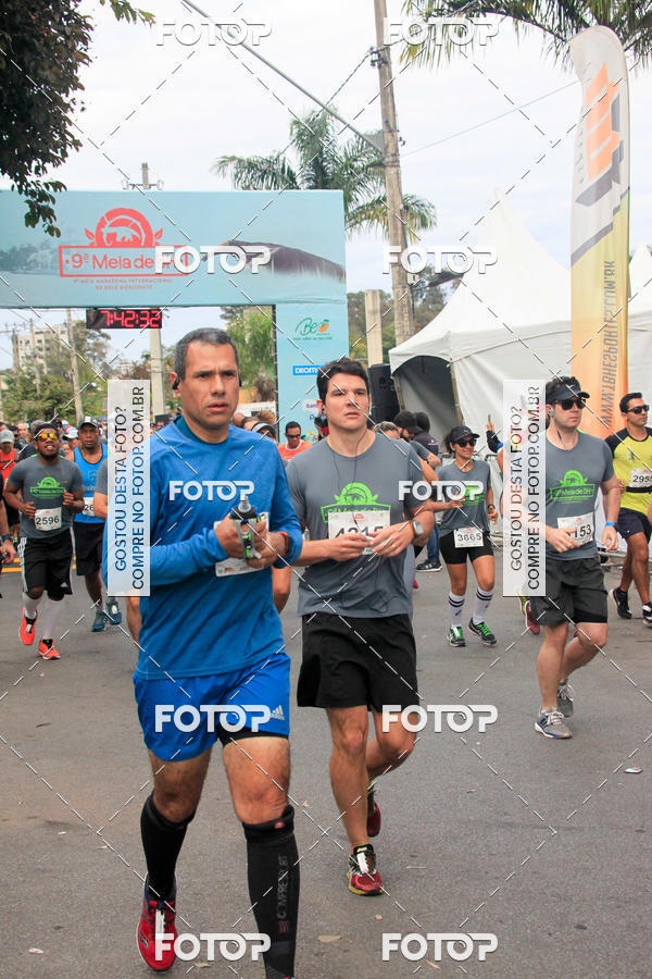 Buy your photos of the event9 Meia Maratona Internacional de Belo Horizonte on Fotop