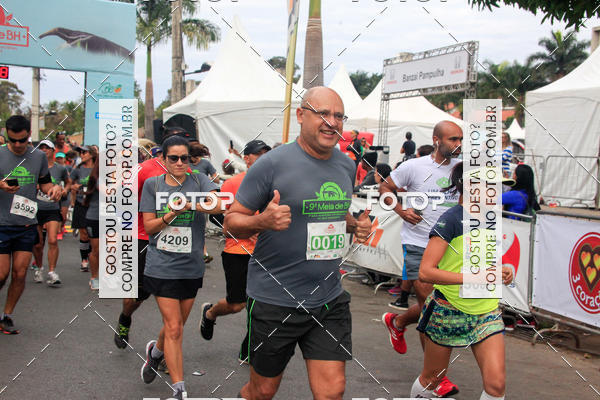 Buy your photos of the event9 Meia Maratona Internacional de Belo Horizonte on Fotop