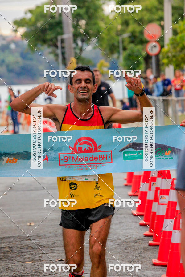 Buy your photos of the event9 Meia Maratona Internacional de Belo Horizonte on Fotop