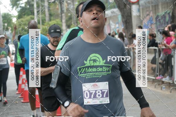 Buy your photos of the event9 Meia Maratona Internacional de Belo Horizonte on Fotop