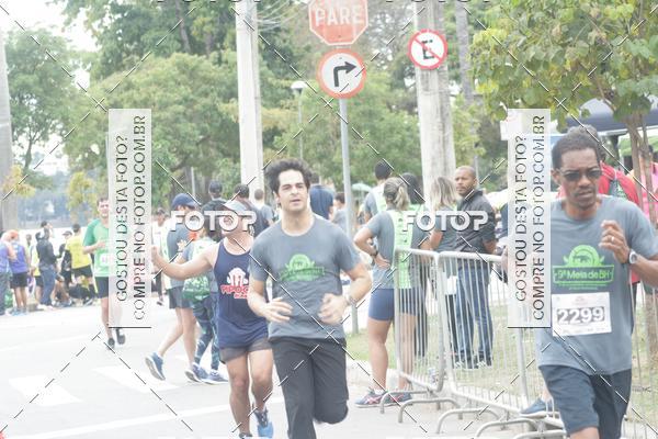 Buy your photos of the event9 Meia Maratona Internacional de Belo Horizonte on Fotop