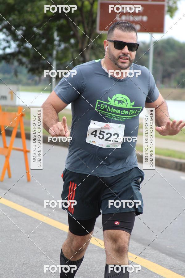 Buy your photos of the event9 Meia Maratona Internacional de Belo Horizonte on Fotop