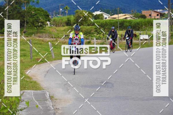 Compra tus fotos del eventoAudax Floripa 400km En Fotop