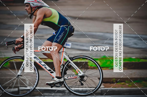 Buy your photos of the eventVSERIES Duathlon & Running on Fotop