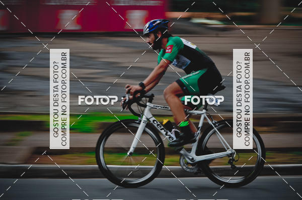 Buy your photos of the eventVSERIES Duathlon & Running on Fotop