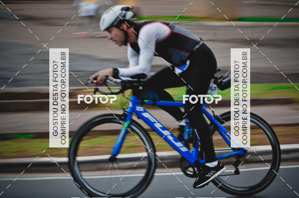Buy your photos of the eventVSERIES Duathlon & Running on Fotop