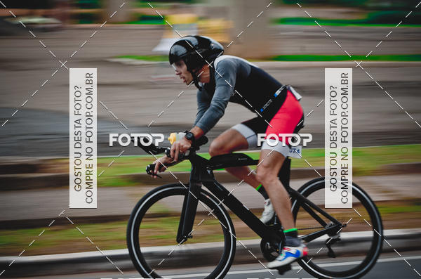 Buy your photos of the eventVSERIES Duathlon & Running on Fotop