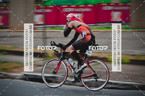 Buy your photos of the eventVSERIES Duathlon & Running on Fotop