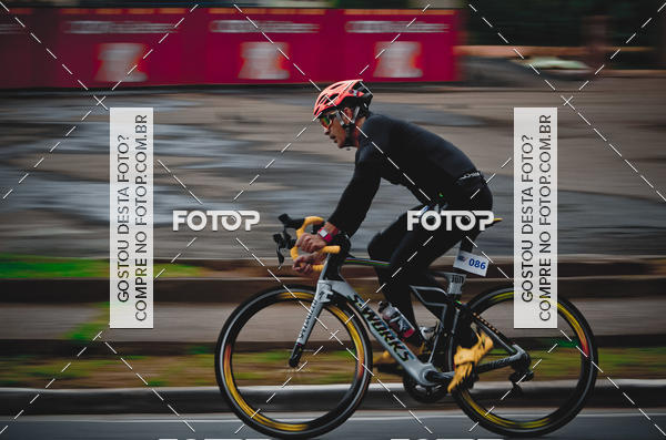 Buy your photos of the eventVSERIES Duathlon & Running on Fotop