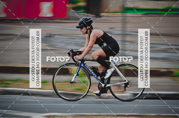 Buy your photos of the eventVSERIES Duathlon & Running on Fotop