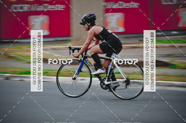 Buy your photos of the eventVSERIES Duathlon & Running on Fotop