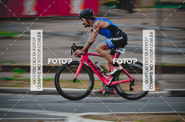 Buy your photos of the eventVSERIES Duathlon & Running on Fotop