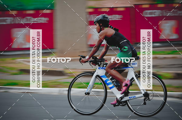 Buy your photos of the eventVSERIES Duathlon & Running on Fotop