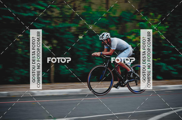 Buy your photos of the eventVSERIES Duathlon & Running on Fotop
