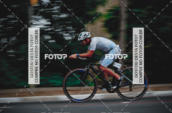 Buy your photos of the eventVSERIES Duathlon & Running on Fotop