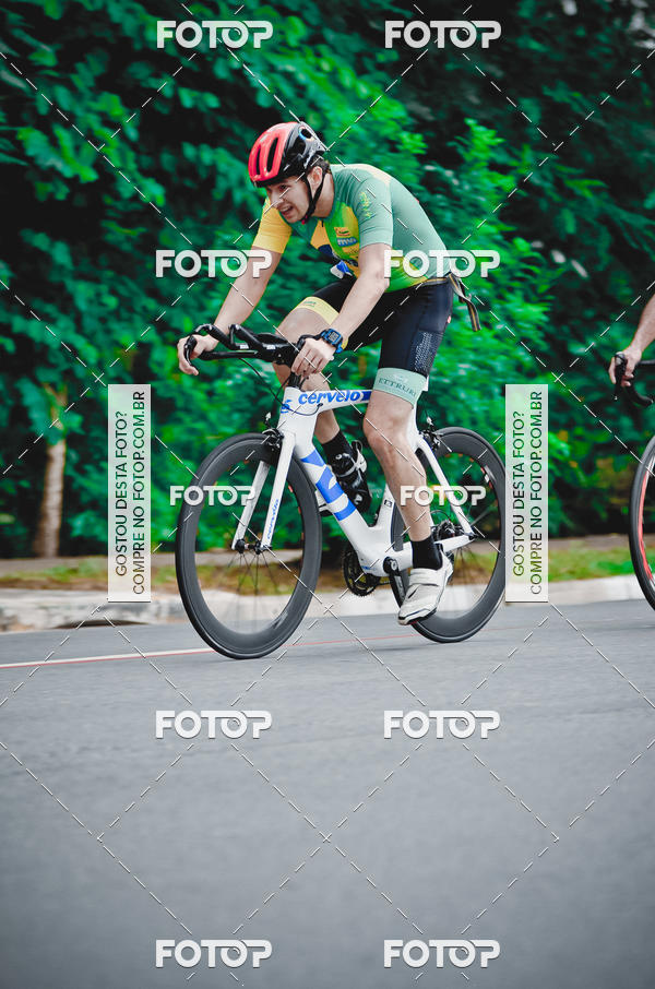 Buy your photos of the eventVSERIES Duathlon & Running on Fotop