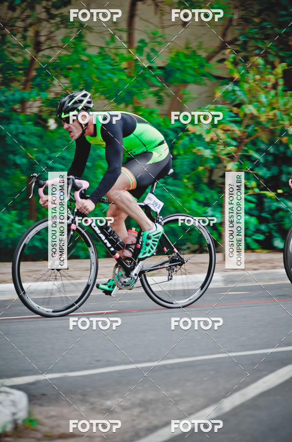 Buy your photos of the eventVSERIES Duathlon & Running on Fotop