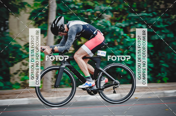 Buy your photos of the eventVSERIES Duathlon & Running on Fotop