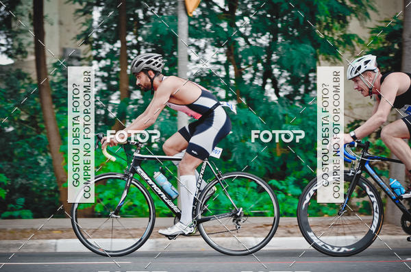 Buy your photos of the eventVSERIES Duathlon & Running on Fotop
