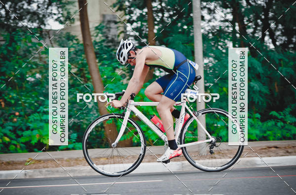 Buy your photos of the eventVSERIES Duathlon & Running on Fotop