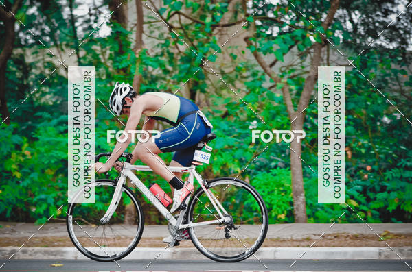 Buy your photos of the eventVSERIES Duathlon & Running on Fotop