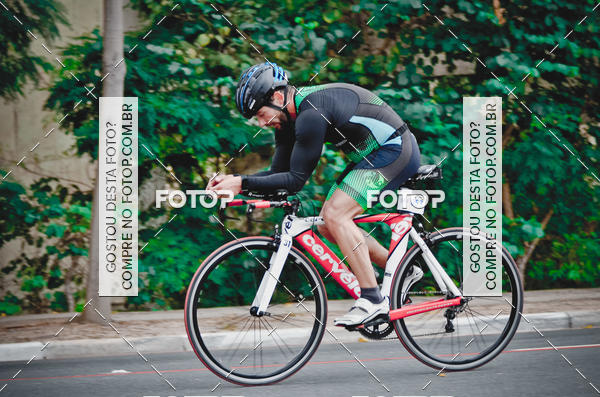 Buy your photos of the eventVSERIES Duathlon & Running on Fotop