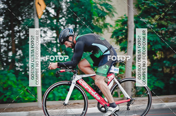 Buy your photos of the eventVSERIES Duathlon & Running on Fotop