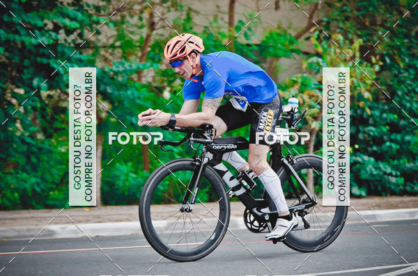 Buy your photos of the eventVSERIES Duathlon & Running on Fotop