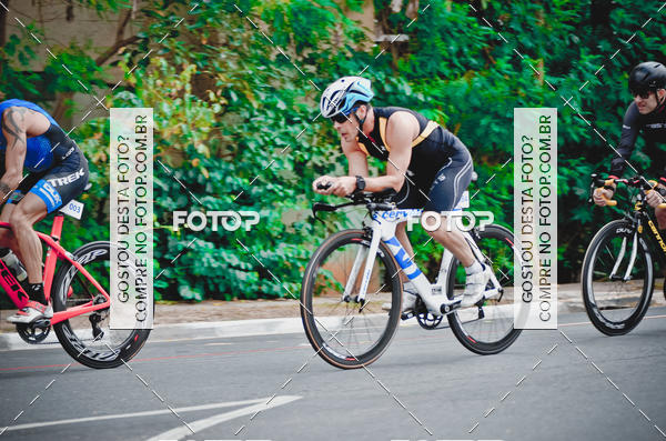 Buy your photos of the eventVSERIES Duathlon & Running on Fotop