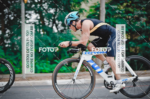 Buy your photos of the eventVSERIES Duathlon & Running on Fotop