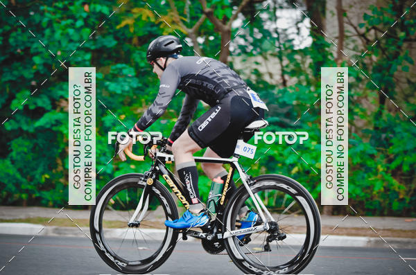 Buy your photos of the eventVSERIES Duathlon & Running on Fotop