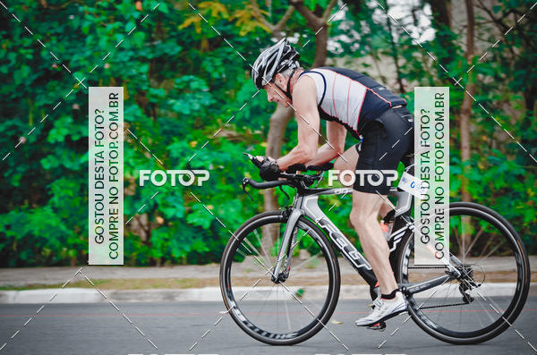 Buy your photos of the eventVSERIES Duathlon & Running on Fotop