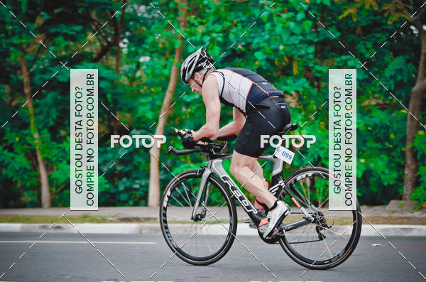 Buy your photos of the eventVSERIES Duathlon & Running on Fotop