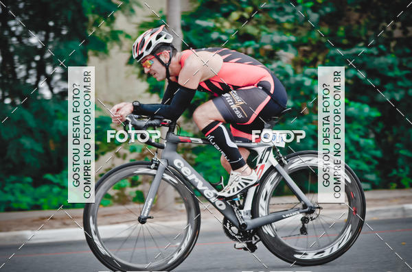 Buy your photos of the eventVSERIES Duathlon & Running on Fotop