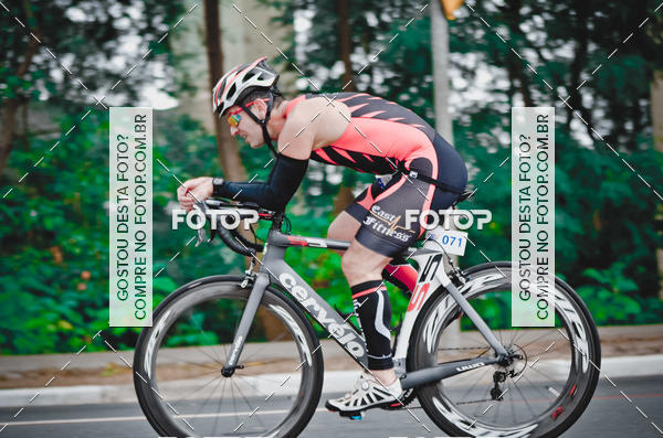 Buy your photos of the eventVSERIES Duathlon & Running on Fotop