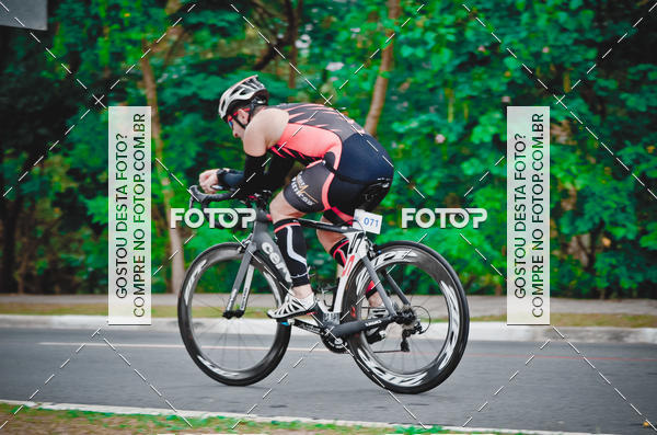 Buy your photos of the eventVSERIES Duathlon & Running on Fotop