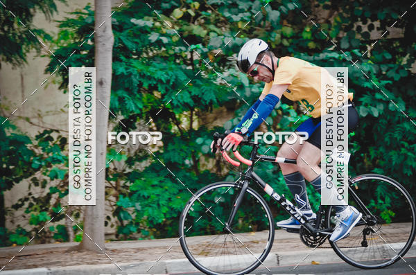 Buy your photos of the eventVSERIES Duathlon & Running on Fotop