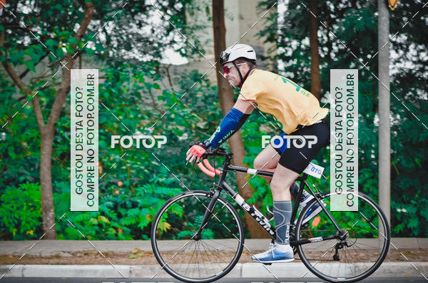 Buy your photos of the eventVSERIES Duathlon & Running on Fotop